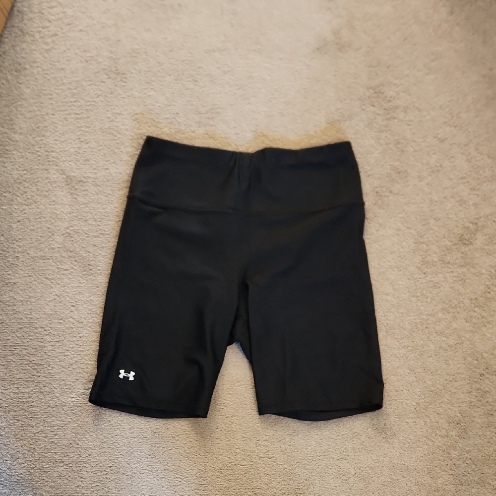 Under Armour Women's Black Bike Shorts with Logo